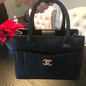 Chanel Neo Mini Executive